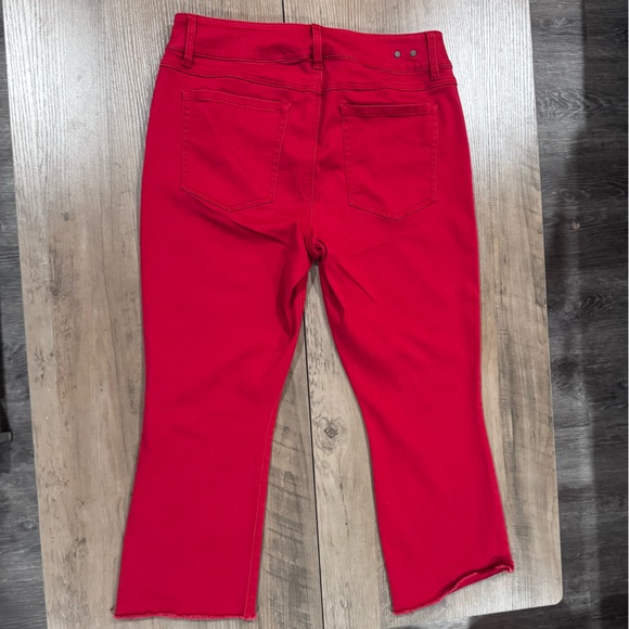 Cabi Hi-Low Crop Jeans - Red - Picture 3 of 4